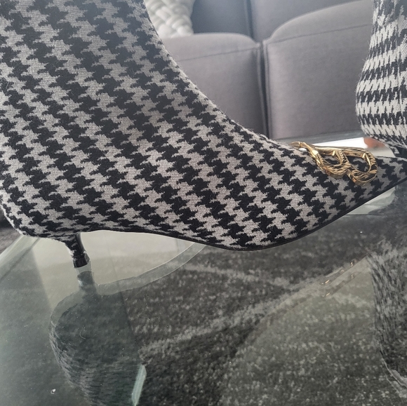 Brand New Balenciaga BB houndstooth ankle boots, size36 - Picture 4 of 5